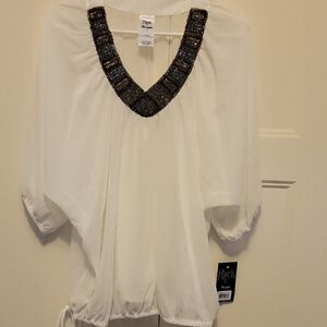 NWT XL Rock 47 By Wrangler Peasant Top With Embellishment